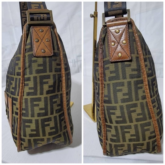 Authentic Fendi Zucca Canvas Zip Messenger Bag Brown - Picture 11 of 16